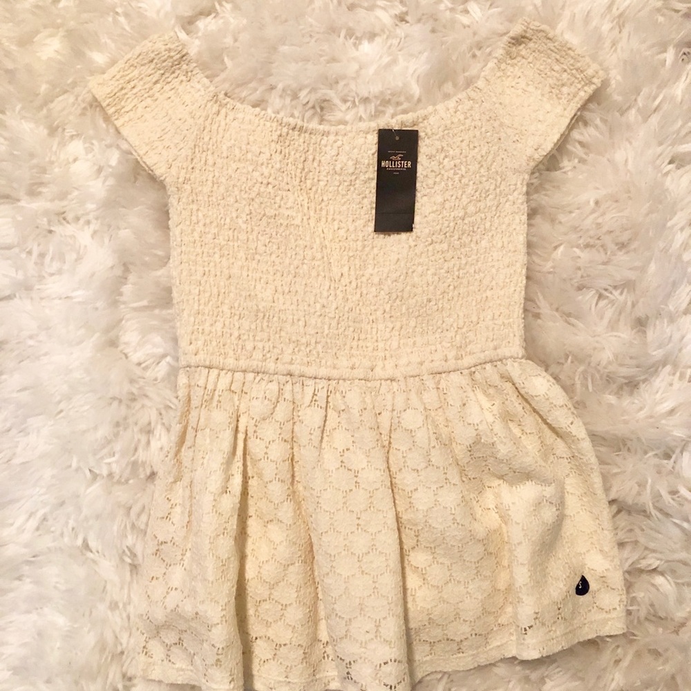 Strapless Cream colored Hollister top